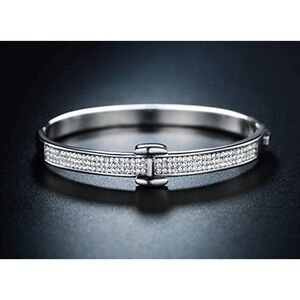 Crystal Belt Bangle 18K Gold Plated White Gold Swarovski Crystal Belt Bangle